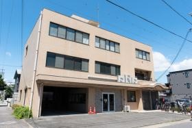 クリニック外観です。地下鉄名城線「黒川駅」より徒歩５分です。