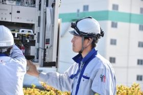 ベテランと若手がチームで案件を担当します