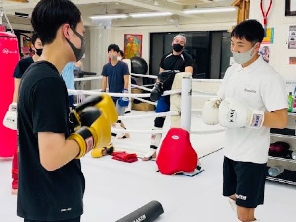 ジム店舗責任者・キックボクシングジム店舗責任者候補・接客（業界経験者歓迎・業界不問）