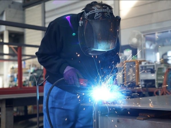 顧客担当スタッフ・正社員（未経験OK・賞与あり）