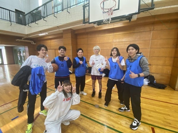 《スポーツ大会でバスケ！遊びも本気！》