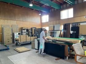 工場内サッシ組立スペース