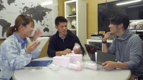 企画会議も雑談形式で行っています！