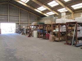 中津支店・倉庫