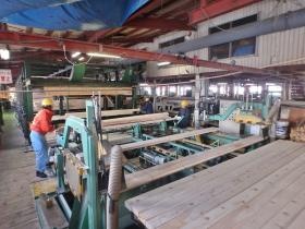 製材生産の様子