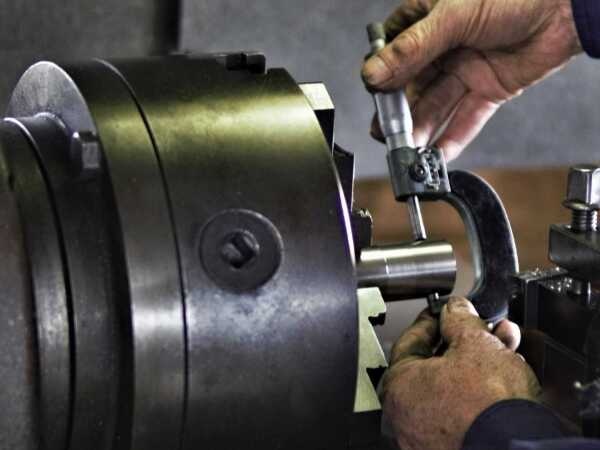 ベアリング製造・残業・保守管理の品質管理・旋削機によるベアリング製品の旋削・ペアリング製品の品質管理（マイカー通勤OK・未経験OK）