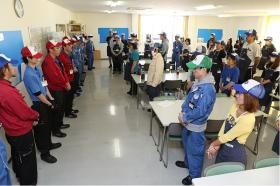 リーダー：最初は仕事を覚え、ゆくゆくは作業進捗管理等をお任せ