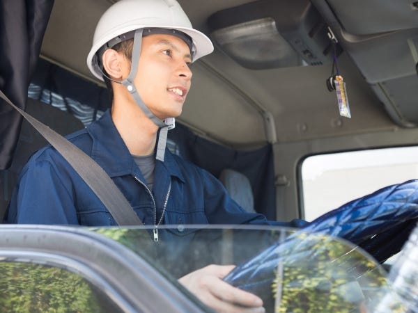 4tドライバー（要リフト免許・経験者優遇）