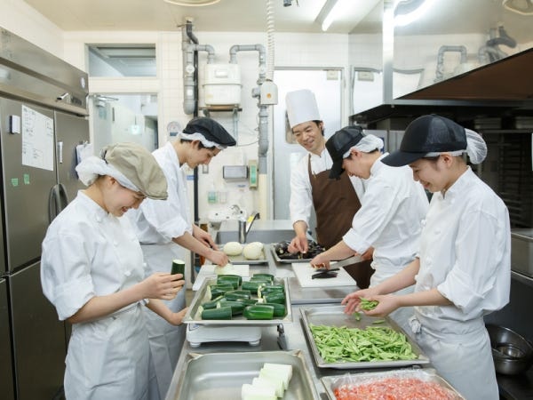 調理補助（未経験者可・未経験歓迎）