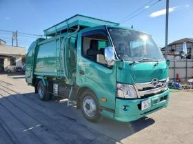 廃棄物運搬車輌（例）