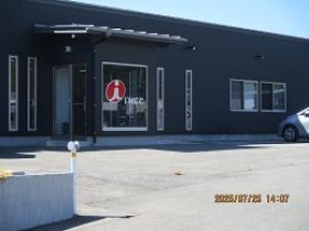 会社外観（入口）