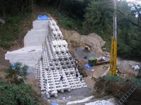 ＜一般土木＞砂防堰堤、道路、河川等幅広い工事を行っています。