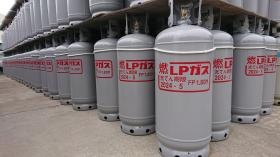 ＬＰガスには欠かせないガスボンベを作っています。