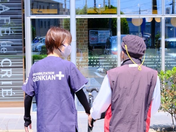 デイサービス送迎スタッフ・送迎ドライバー（ライフバランス充実・要普通自動車免許）