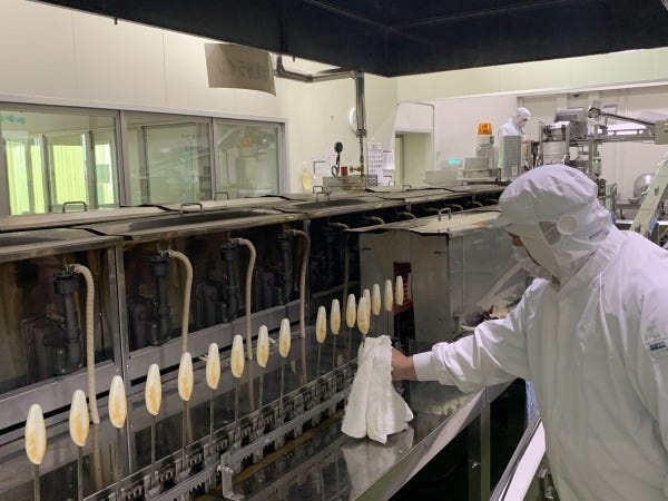 かまぼこ製品の製造補助スタッフ