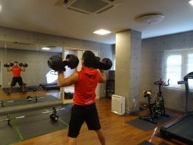 トレーニンングジム２４時間利用