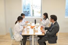 お昼休憩の様子