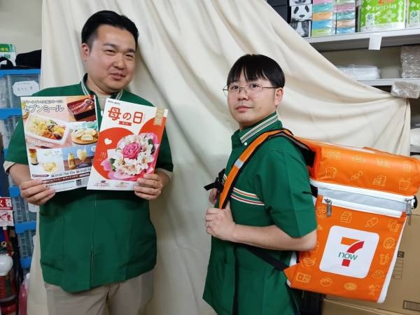 コンビニ店舗スタッフ（体験OK）