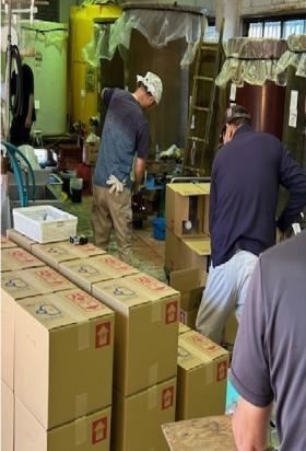 私たちのしょうゆを全国へ、工場は毎日活気と情熱があふれます。