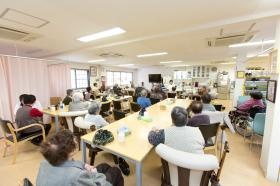 毎日多くのご利用者様に通所いただいています。
