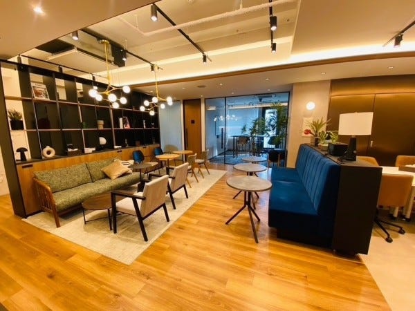 昨年できたばかりのきれいなオフィスです！