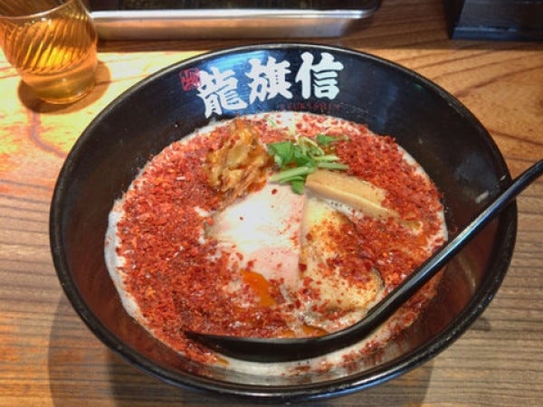 ホールスタッフ・塩ラーメン専門店のホールスタッフ（未経験歓迎・フリーター歓迎）
