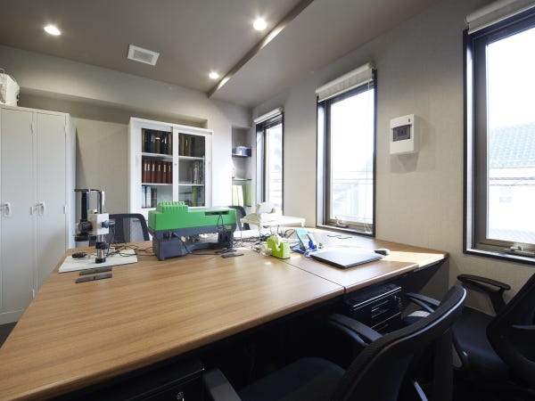 オンライン海外営業・伝統工芸品の海外プロモーター・貿易事務（未経験OK・長期間働いて頂ける方歓迎）