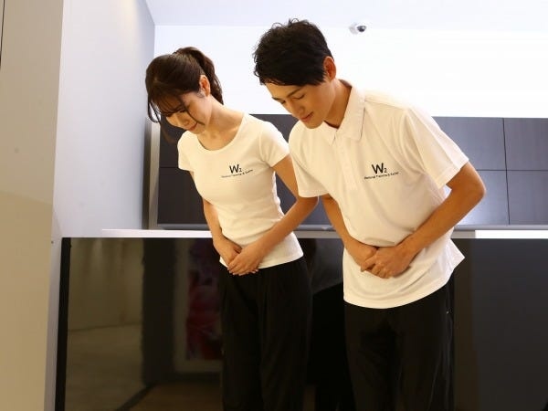 店舗スタッフの顔として、お見送りまで丁寧に接客をし、自身のスキルアップをしていきましょう！