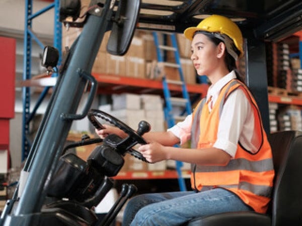 あなたの経験と意欲を、新たなキャリアパスの構築に活かしませんか？