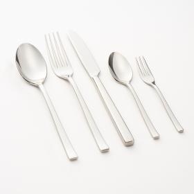 弊社商品「ヴォワージュ」