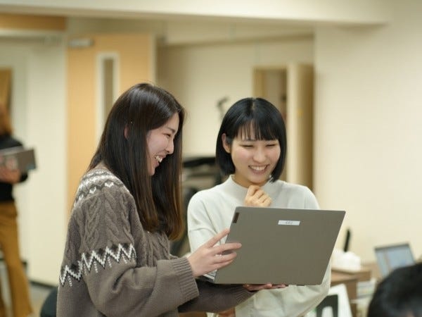 最初からひとりで現場に行くわけではなく、先輩社員が一緒だから安心です♪