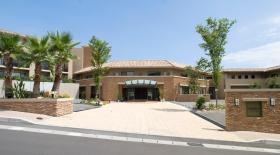 南仏プロヴァンスの高級リゾートホテルをイメージ