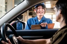 自動車審査の様子