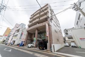 佐世保市役所前校の外観