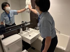 ホテルの風呂はいつもピカピカに清掃しております