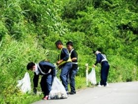 齋勝建設株式会社の道路清掃ボランティア