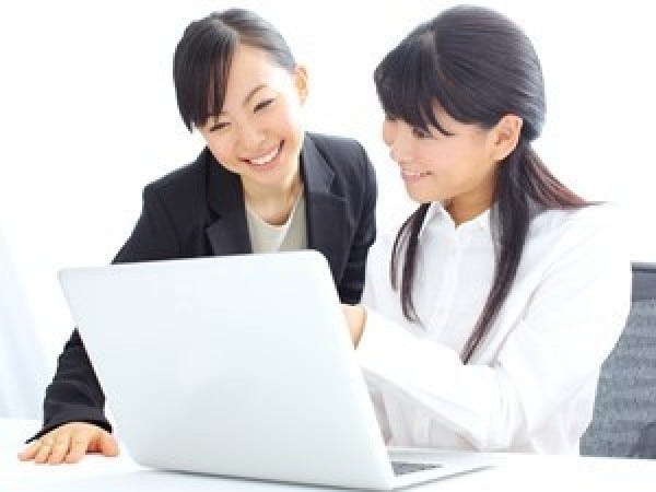 実務開始後もサポート体制はバッチリ◎マニュアルで調べてもわからない事はスグに周りに質問できる環境です。