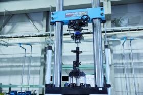 製品写真ー試験機