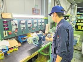 ろ過材、水処理装置、ケミカル機器などを工場で製造しています。