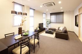 運営セレモニーホール控室内観