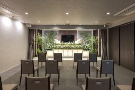 運営セレモニーホール式場内観