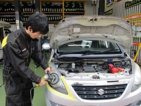 ヘッドライトの汚れやくすみを取る作業、企業で注力しています！