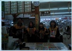 タイヤ・オイル・バッテリーなど消耗品販売と取付がメインです！