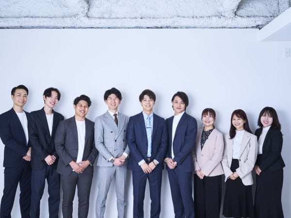 「本気で成長したい！」そんなあなたを、頼りになる先輩社員たちがいつでもサポート！フォローできる風通し抜群の社風です♪