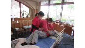 実技・知識等、充実の研修制度あり！海外研修も！