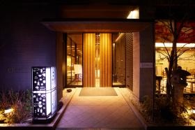 京湯元ハトヤ瑞鳳閣 入口