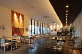 京湯元 ハトヤ瑞鳳閣 １Ｆ バイカルカフェ 店内