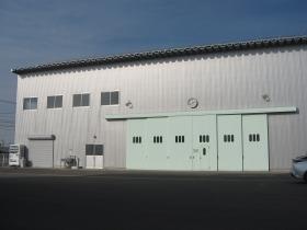 本社倉庫・・・工具や材料を保管しています。