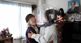 ニュースでも話題の防護服面会