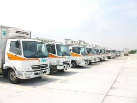 安全運転を第一に、お客様に商品をお届けします。